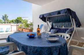 La Casa Blue a step from the beach! Terrace and parking Antonelli